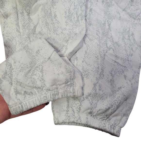 Daily Ritual Women's Puff-Sleeves Jumpsuit Supper Soft Terry Lounge Size Medium - Picture 13 of 16